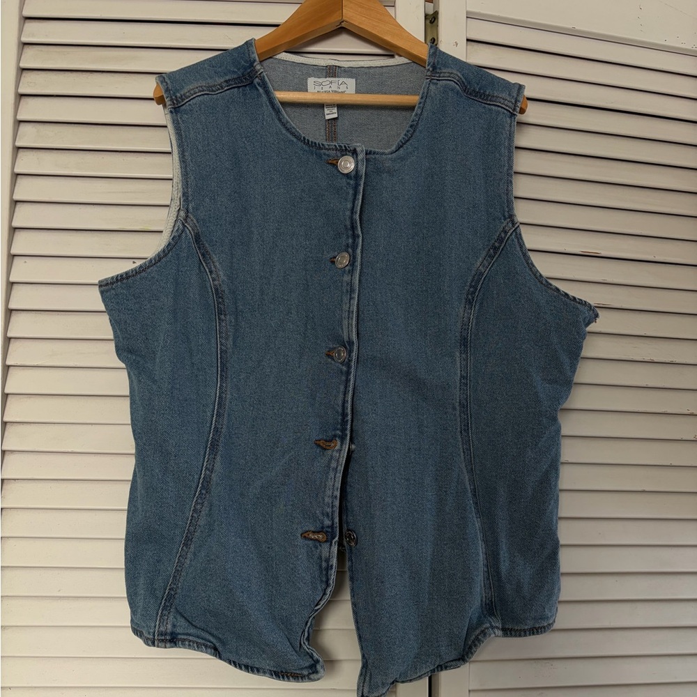 “Sofia Vergara” Blue Denim Button-Up Vest